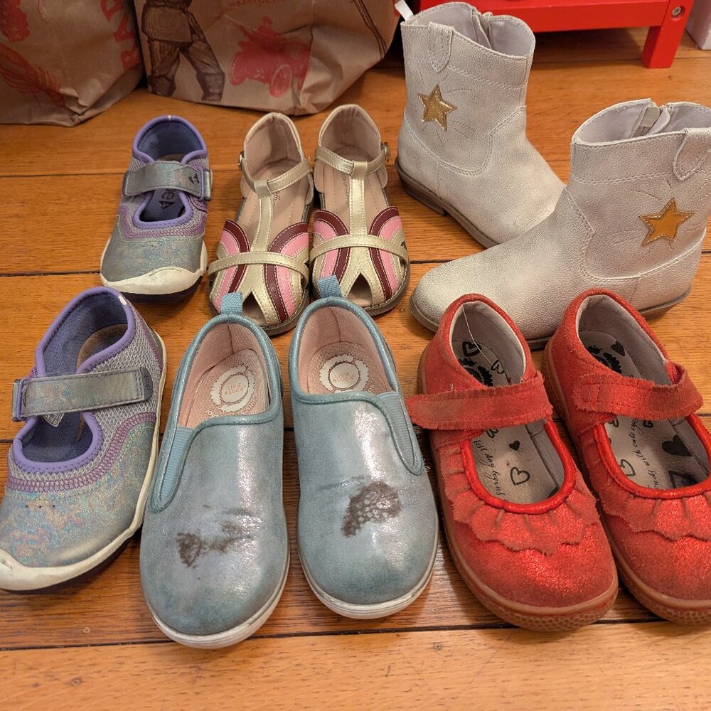 lot of Girls sz 11 shoes